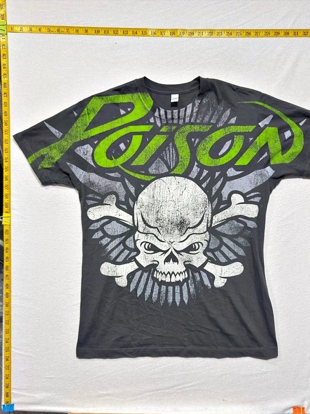Tultex vintage poison band tour merch 2000s grunge Graphic Skull Short Sleeve T